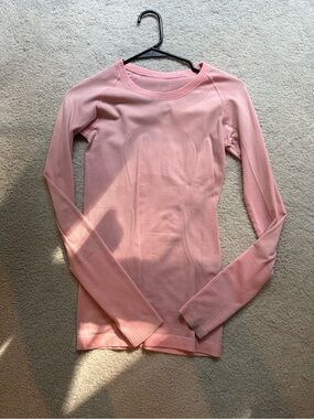 lululemon athletica Light Pink Long Sleeve Seamless Top